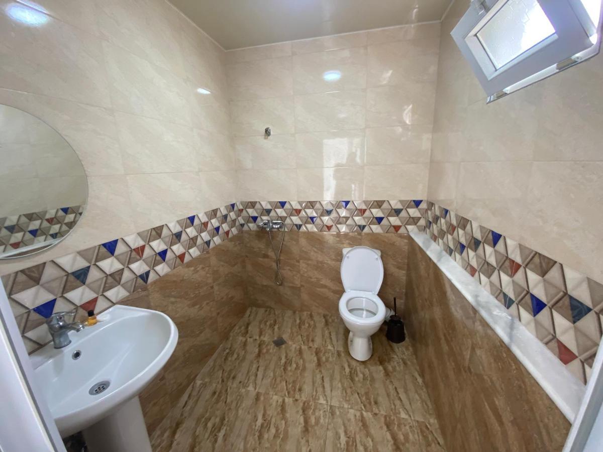 Kochalidze Family Apartment Batumi Exterior photo