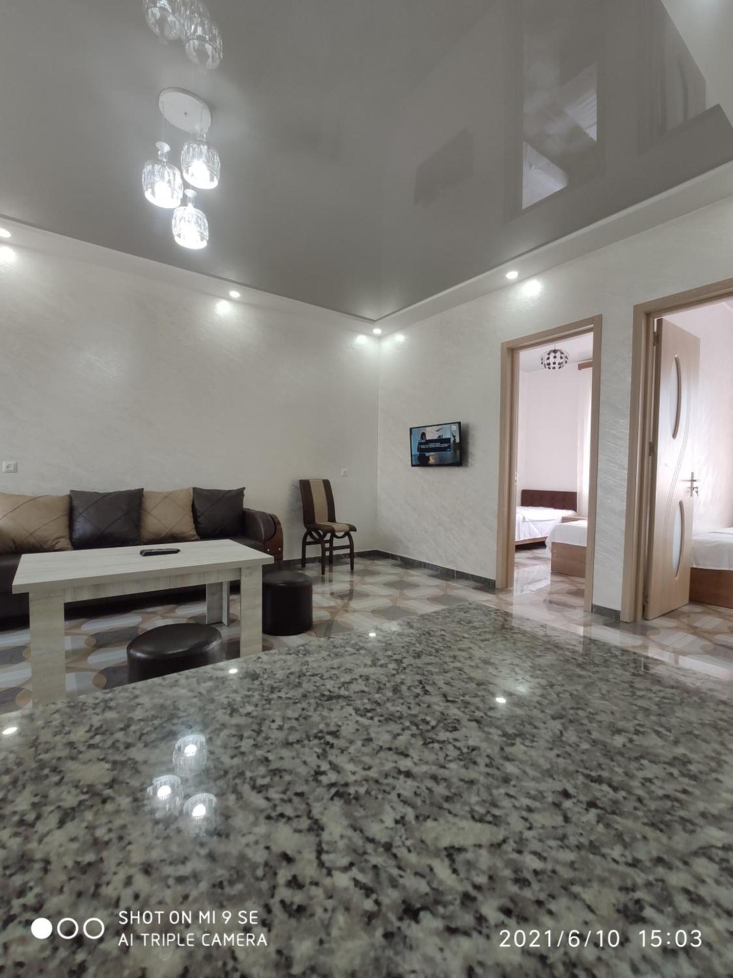 Kochalidze Family Apartment Batumi Room photo
